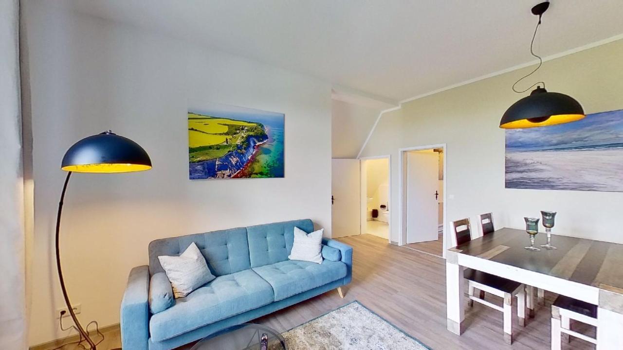Ferienwohnung Leuchtturmwaerter Putgarten エクステリア 写真